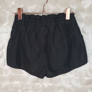 lorna jane shorts black